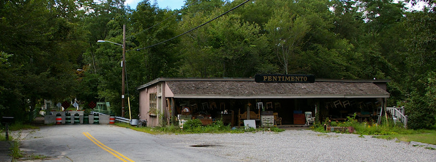 Pentimento shop and Abbott Run Bridge