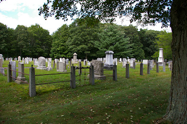 Arnold Mills Cemetery