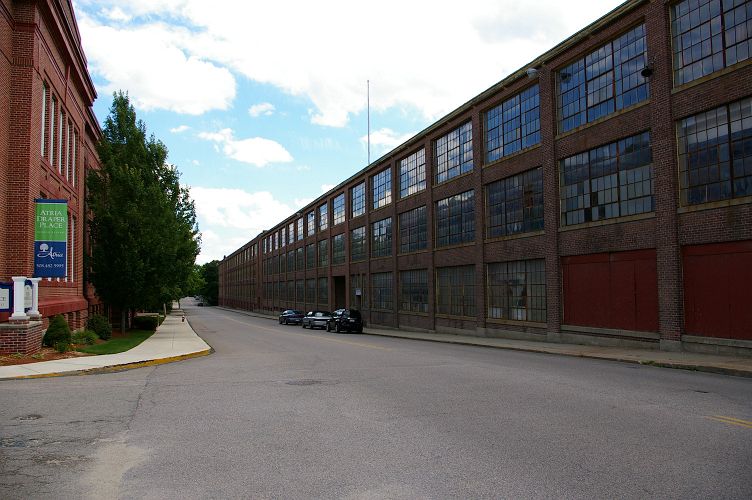 IMGP5500.jpg - Draper Manufacturing Plant & Office Building