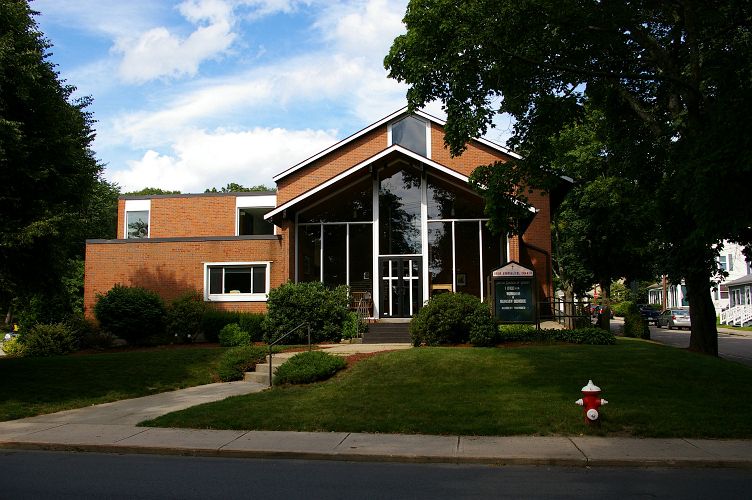 IMGP5671.jpg - Union Evangelical Church, built 1964