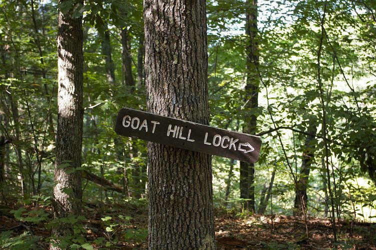 IMGP6522.jpg - Goat Hill Lock Sign
