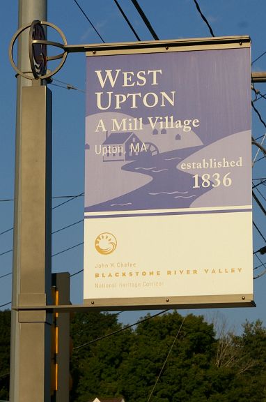 IMGP6801.jpg - West Upton Sign